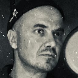 Поэт Влад Маленко